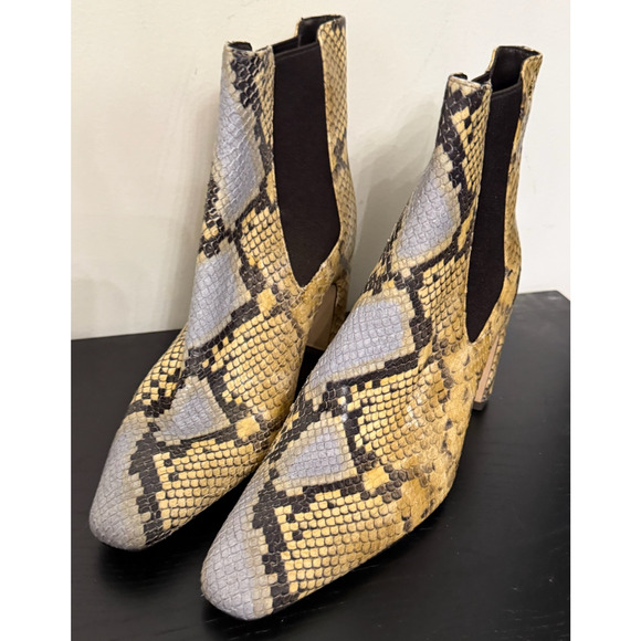 NEW TORY BURCH BANANA EMBOSSED SNAKESKIN LEATHER CHELSEA ANKLE BOOTIES BOOTS 6.5 - Picture 8 of 16